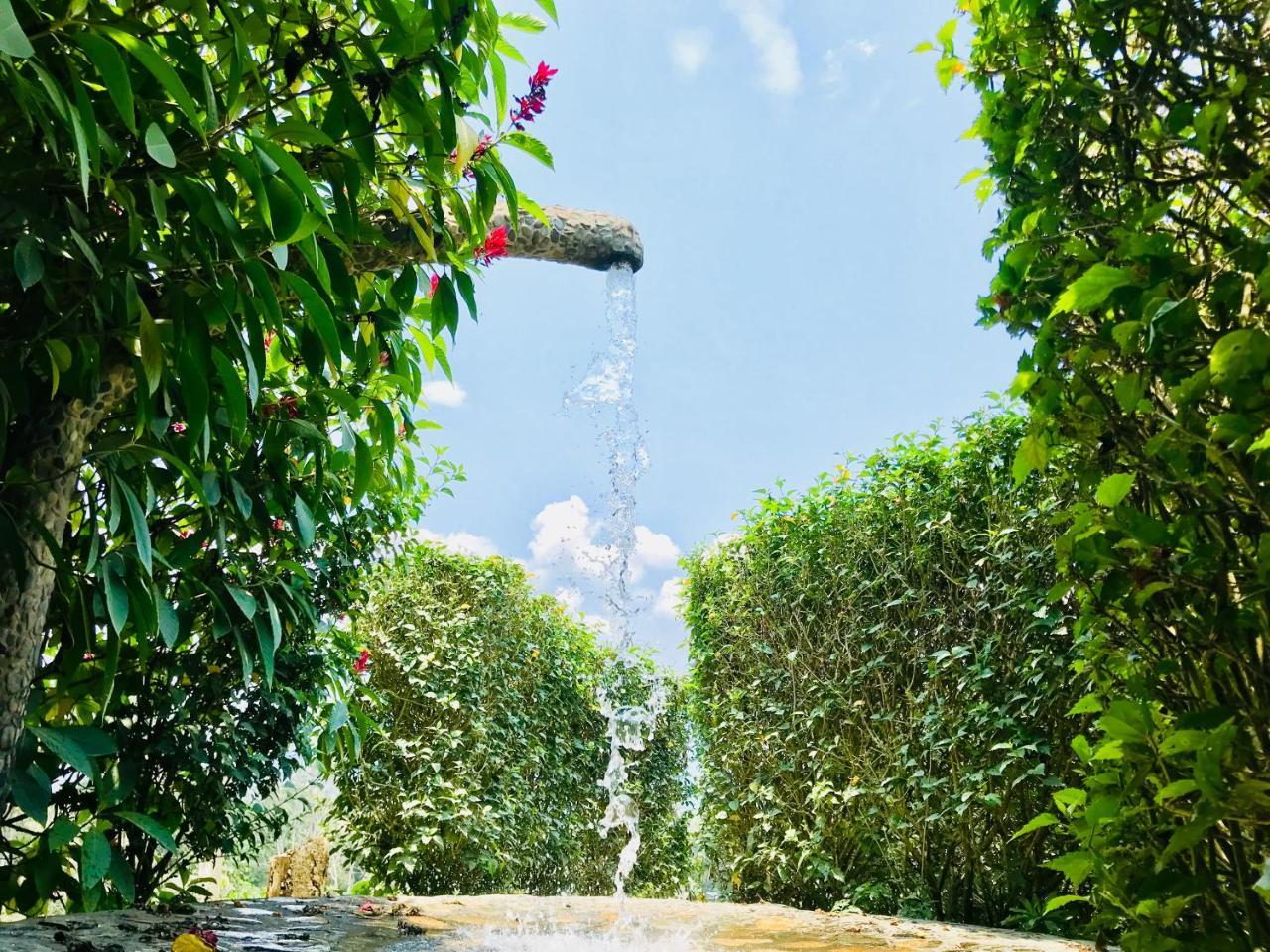 Hosteria Tierra Dorada Yantzaza Εξωτερικό φωτογραφία