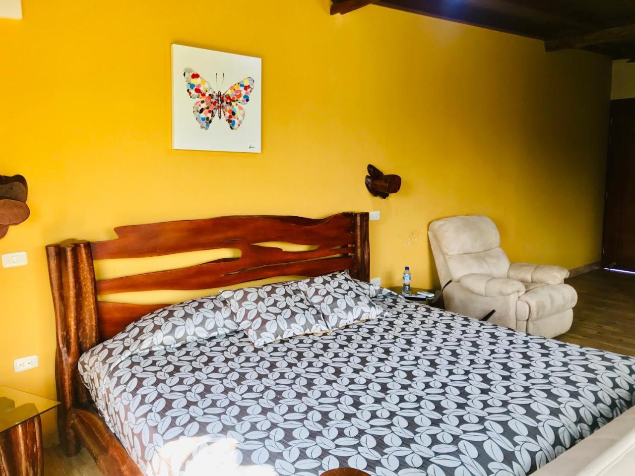 Hosteria Tierra Dorada Yantzaza Εξωτερικό φωτογραφία