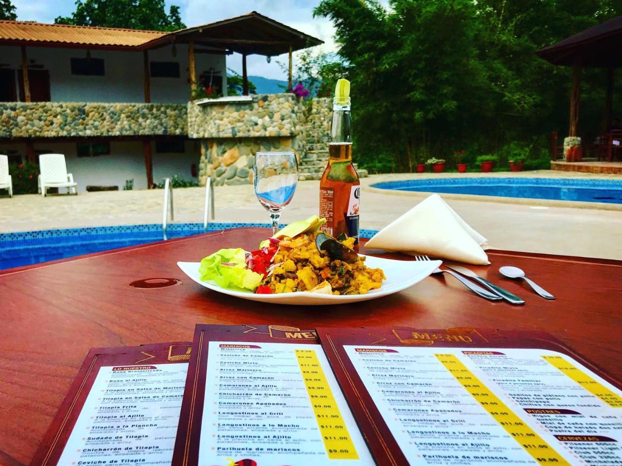 Hosteria Tierra Dorada Yantzaza Εξωτερικό φωτογραφία