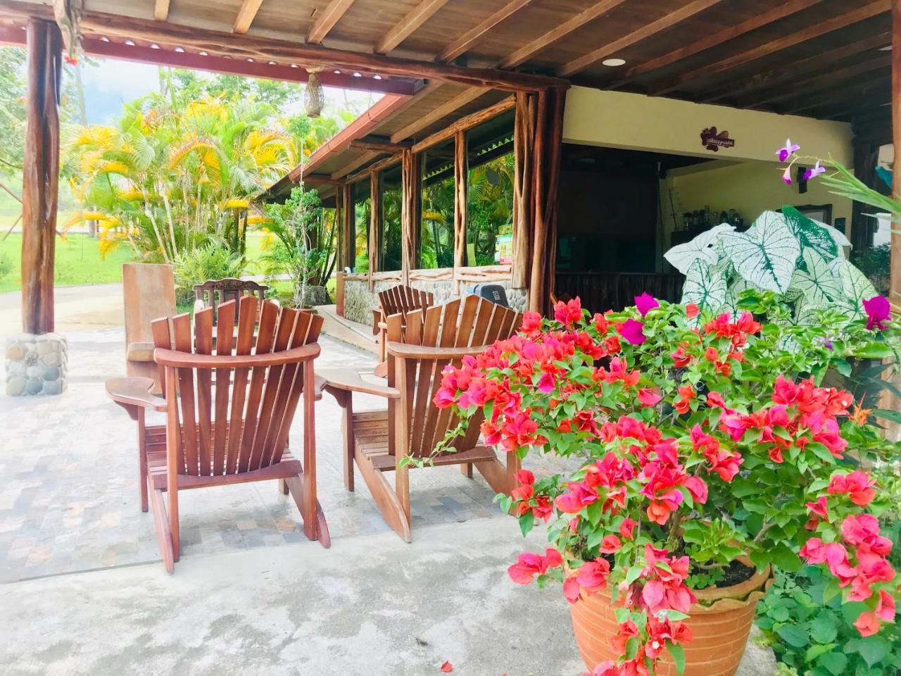 Hosteria Tierra Dorada Yantzaza Εξωτερικό φωτογραφία