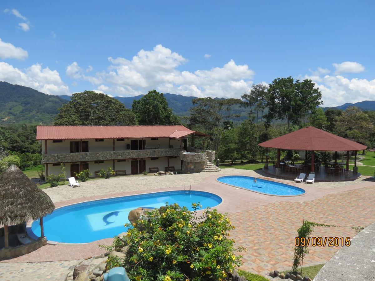 Hosteria Tierra Dorada Yantzaza Εξωτερικό φωτογραφία